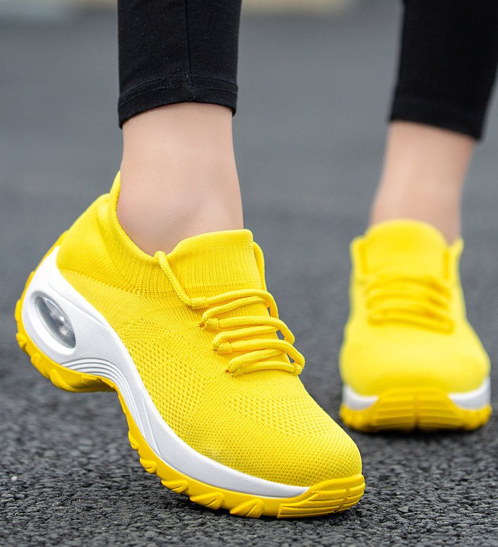 YW63890_2.jpg