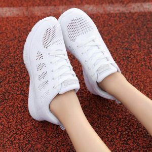 Four Seasons Student Running Shoes Portable Casual Sports Shoes